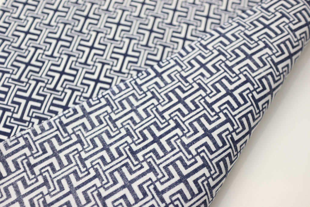 Japanese Cotton Fabric – Deadstock Yukata / kimono  Cotton Textile Geometric Pattern for Quilting, Sewing & Craft – Authentic Hand-Dyed Blue Cloth