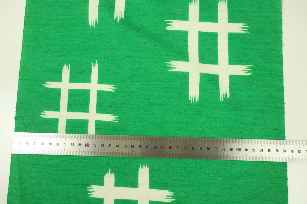 Japanese Tsumugi Silk  – Deadstock  / kimono  Silk  Textile Green and white Igeta Pattern for Quilting, Sewing & Craft