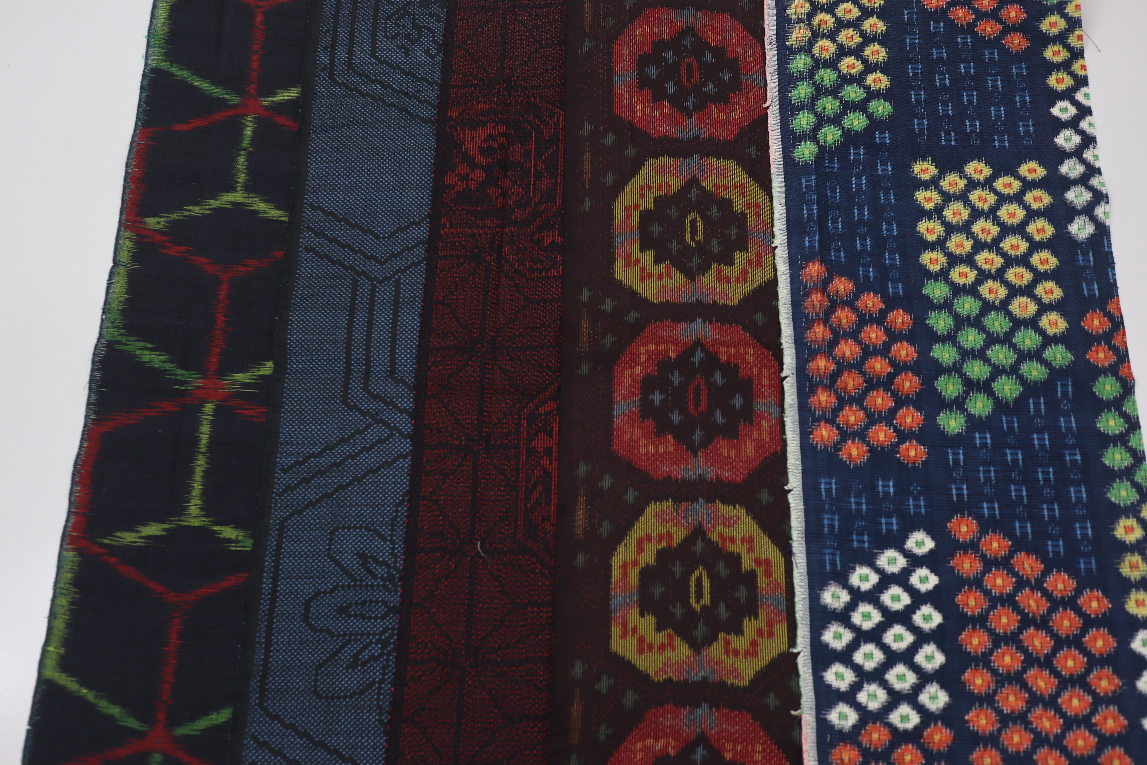 Vintage Japanese Tsumugi Silk Fabric Scrap Set (5 Pieces) -TSET002