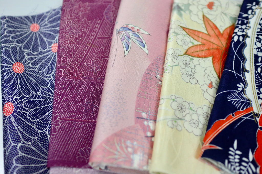 Vintage Japanese Soft Silk Fabric Scrap Set (5 Pieces) -SSET001