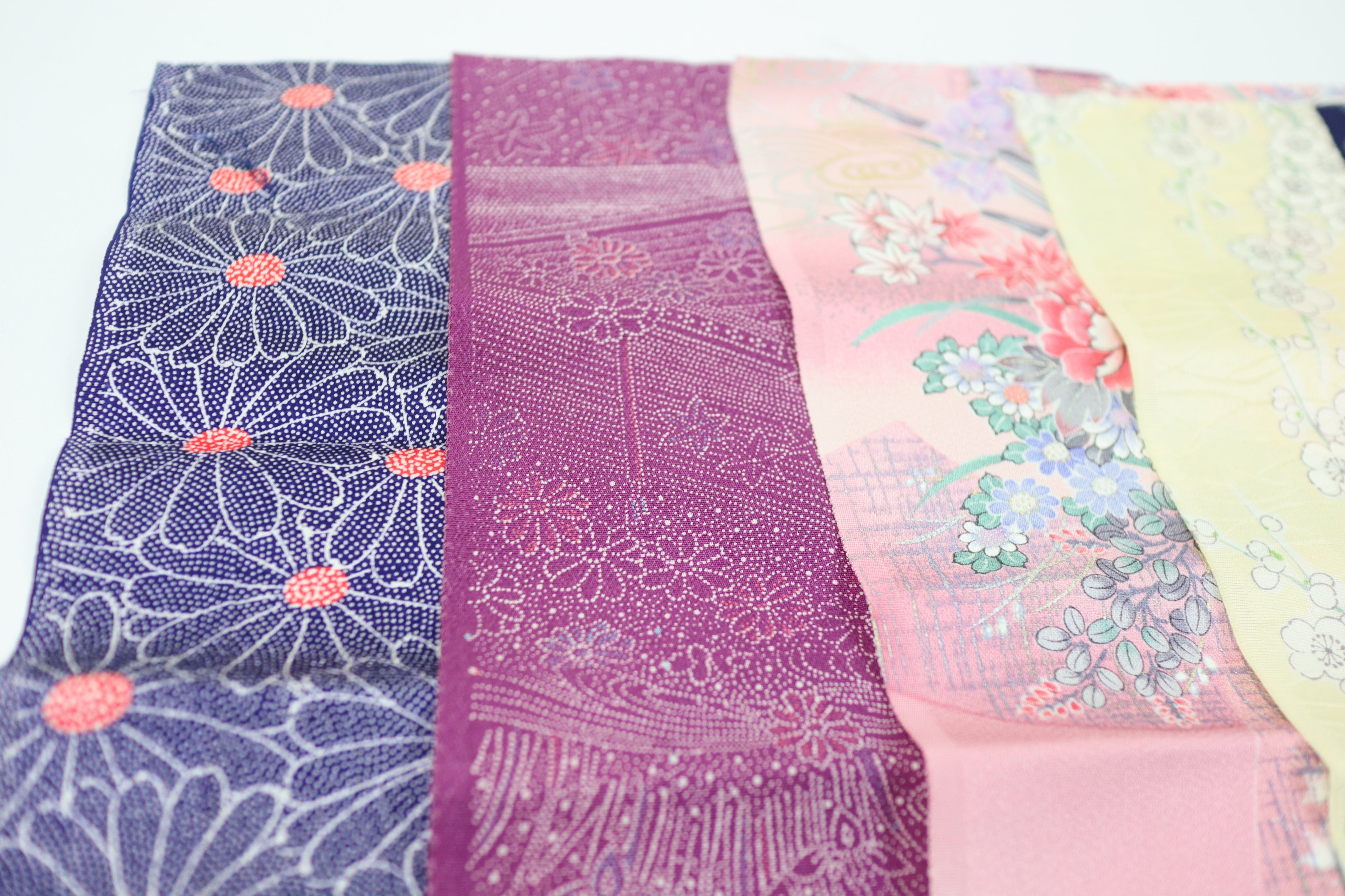 Vintage Japanese Soft Silk Fabric Scrap Set (5 Pieces) -SSET001