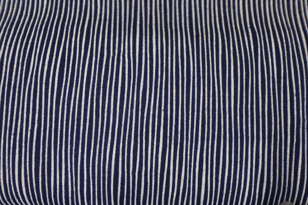 Japanese Cotton Fabric – Deadstock  Yukata Fabric / kimono  Cotton Textile Man suji  stripe for Quilting, Sewing & Craft – Authentic Hand-Dyed Dark Navy Blue Cloth