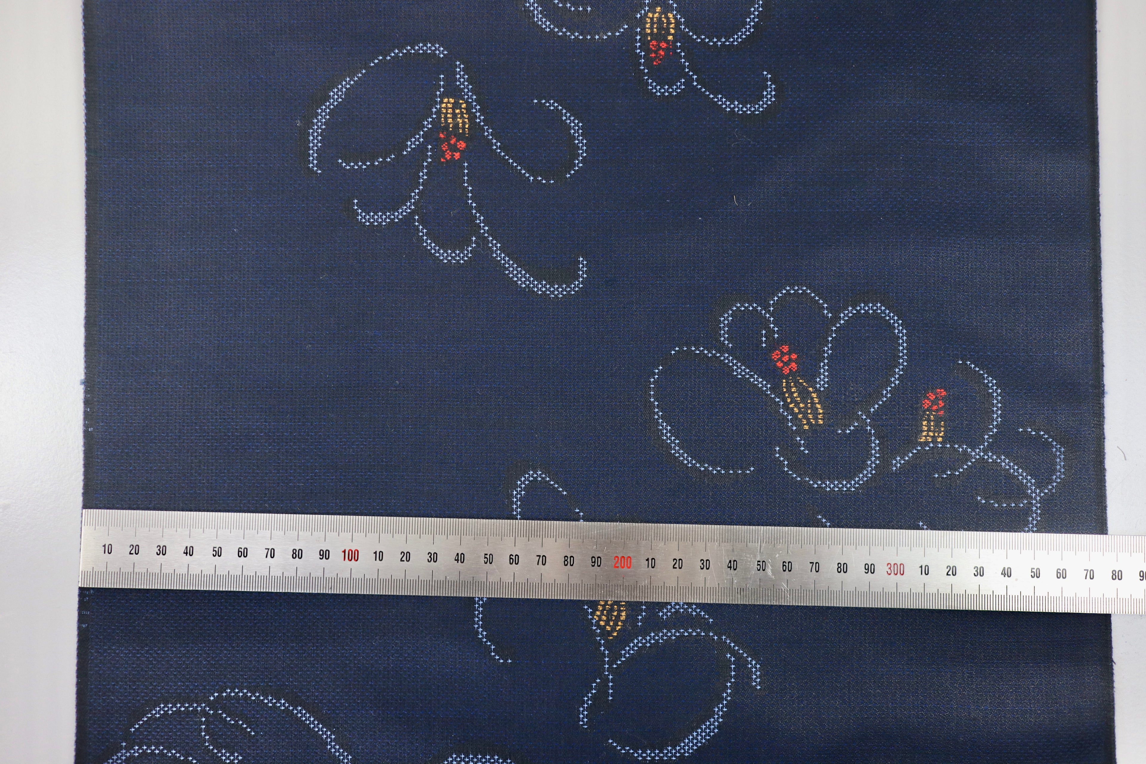 Japanese Wool Kimono Fabric – 1970s Deadstock Dark navy blue camellia  Pattern Textile for Sewing, Quilting & Craft – Vintage Japanese Cloth