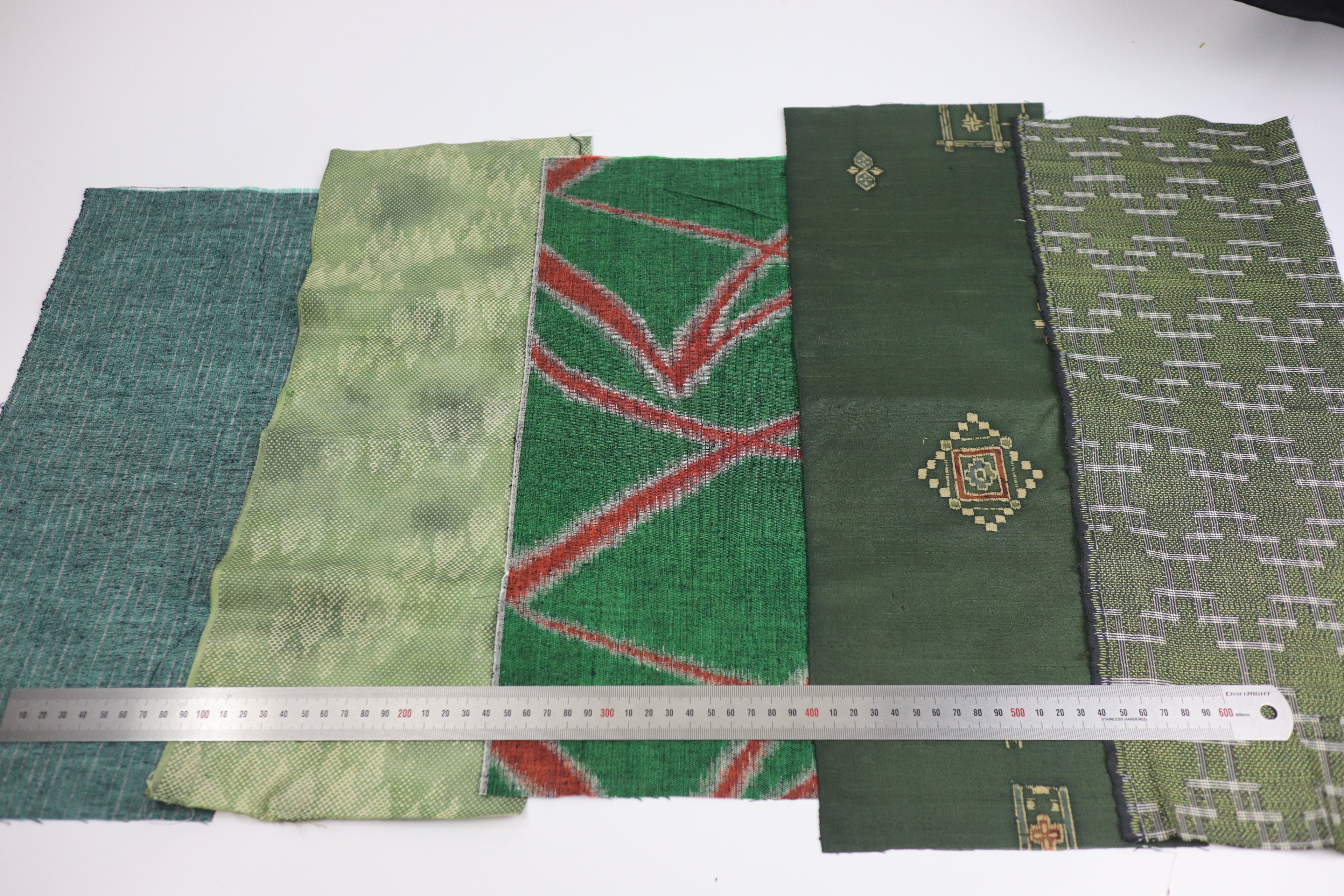 Vintage Japanese Tsumugi Silk Fabric Scrap Set (5 Pieces) -TSET004