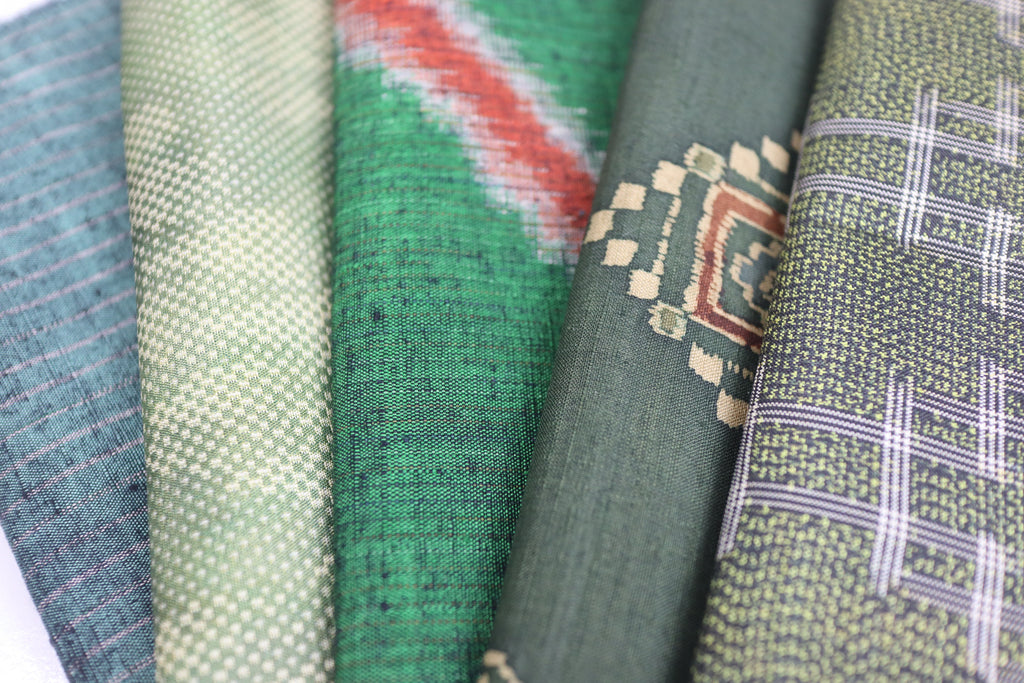 Vintage Japanese Tsumugi Silk Fabric Scrap Set (5 Pieces) -TSET004