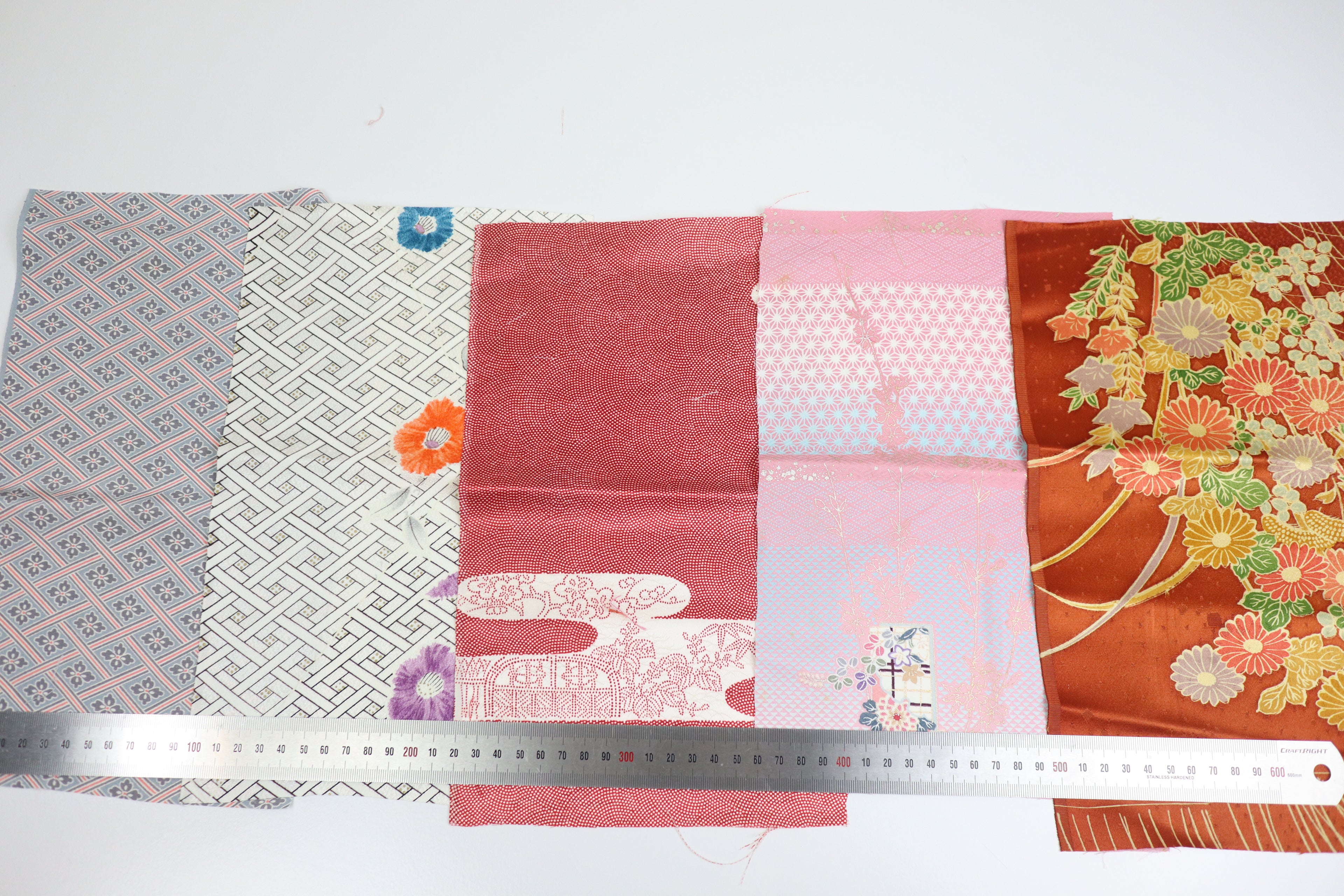 Vintage Japanese Soft Silk Fabric Scrap Set (5 Pieces) -SSET002