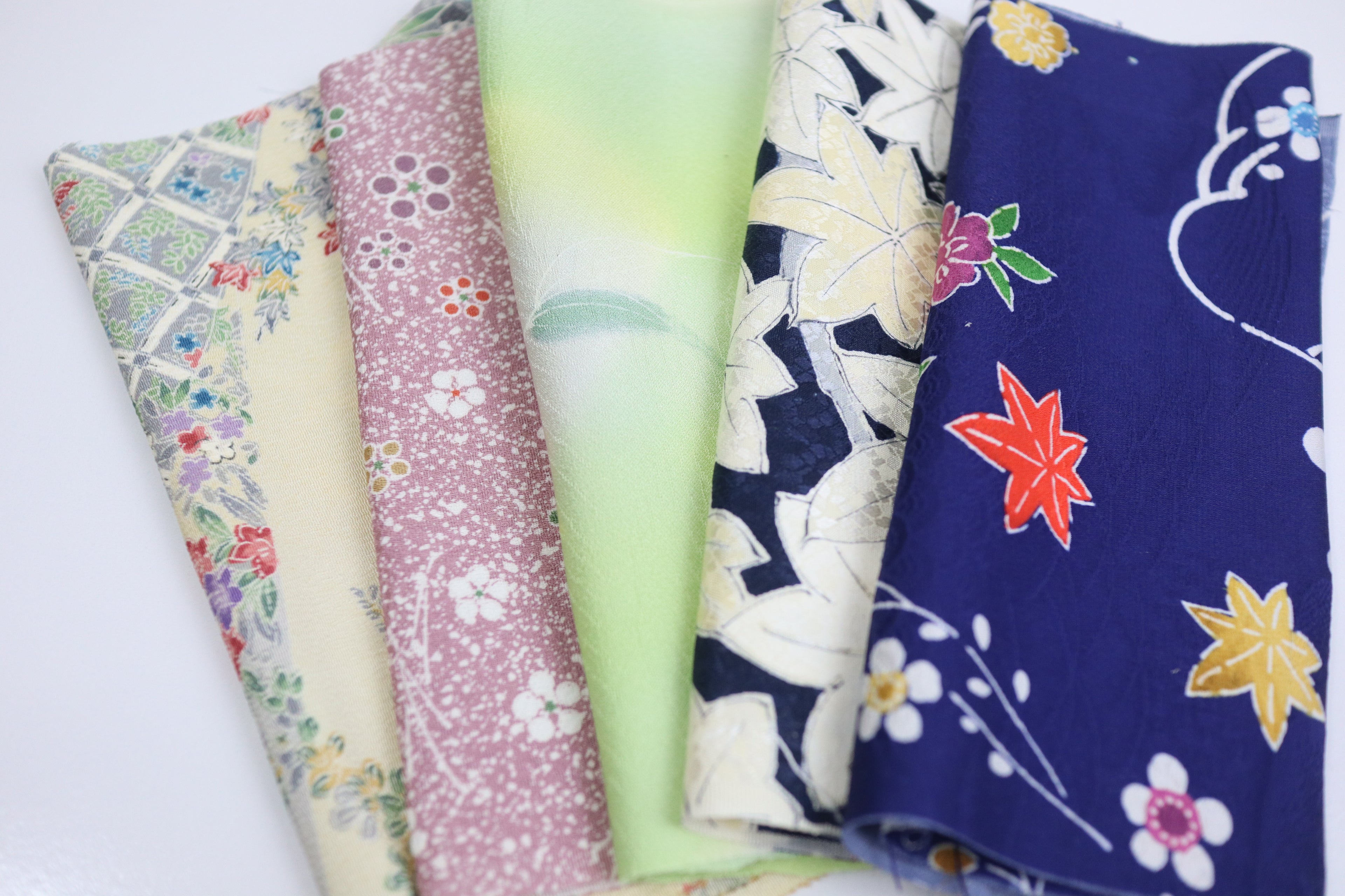 Vintage Japanese Soft Silk Fabric Scrap Set (5 Pieces) -SSET003