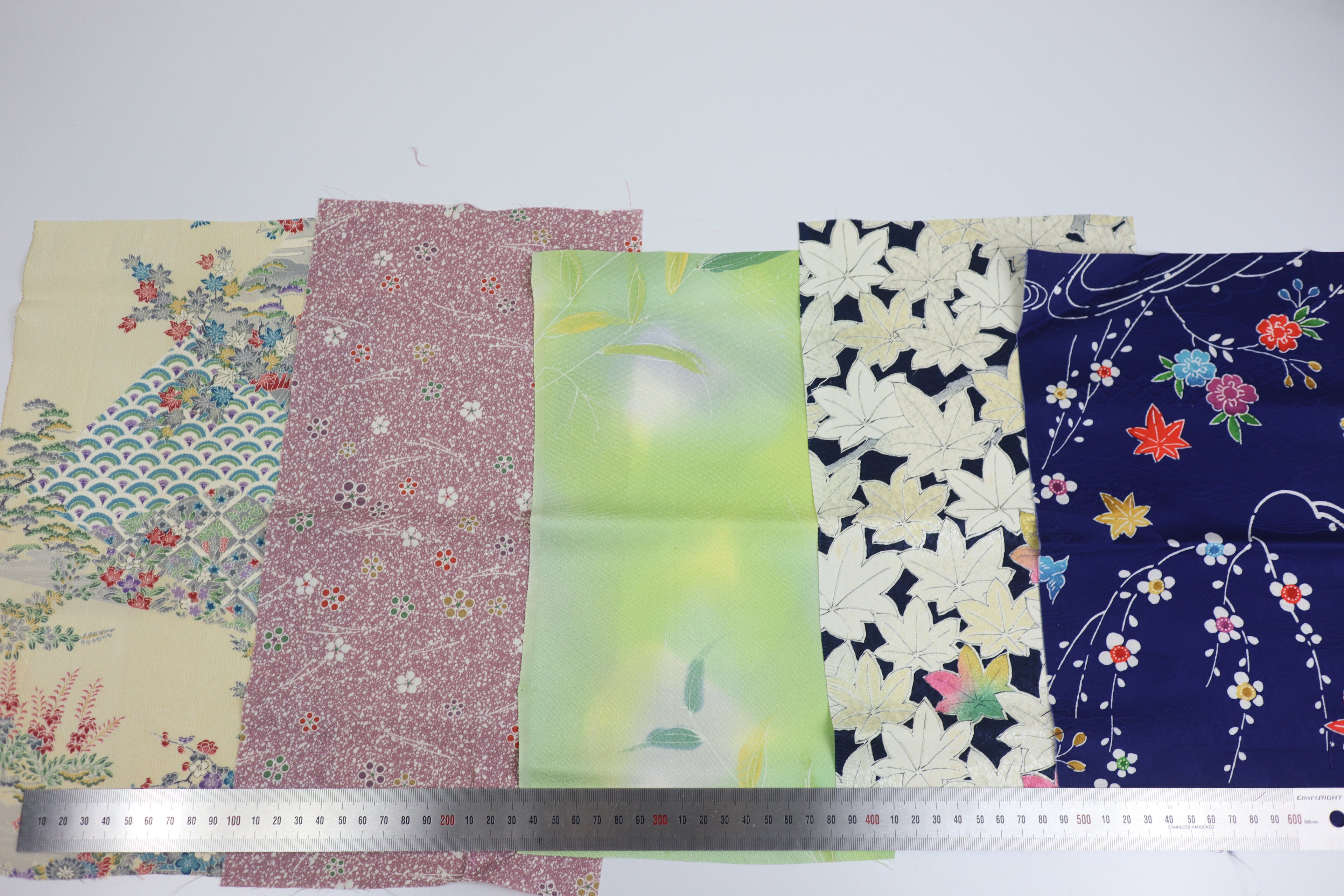 Vintage Japanese Soft Silk Fabric Scrap Set (5 Pieces) -SSET003