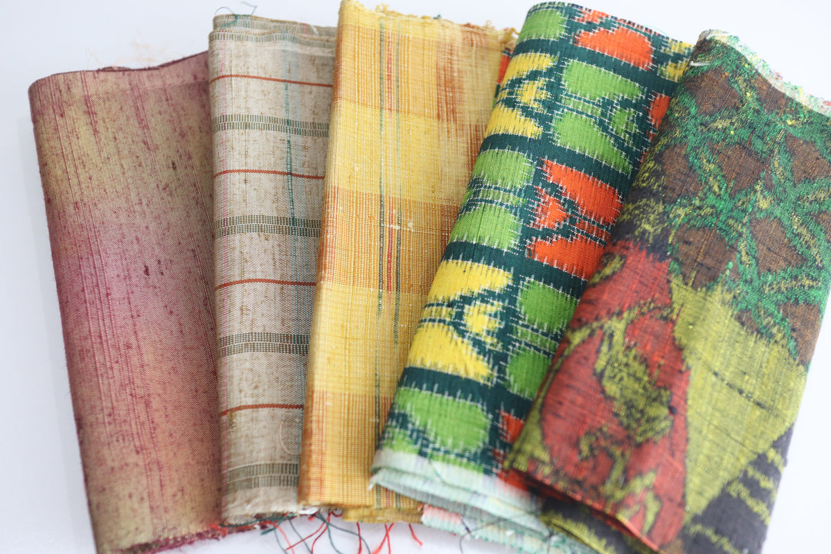Vintage Japanese Tsumugi Silk Fabric Scrap Set (5 Pieces) -TSET006