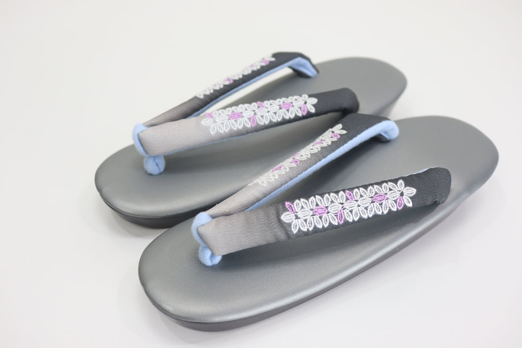 Women’s Zori Sandals silver grey – Comfortable Japanese Kimono Shoes  (New)