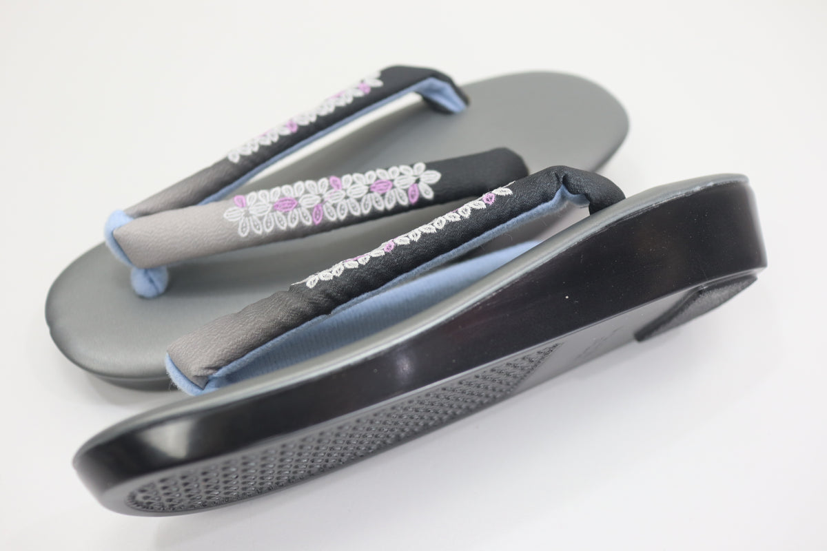 Women’s Zori Sandals silver grey – Comfortable Japanese Kimono Shoes  (New)