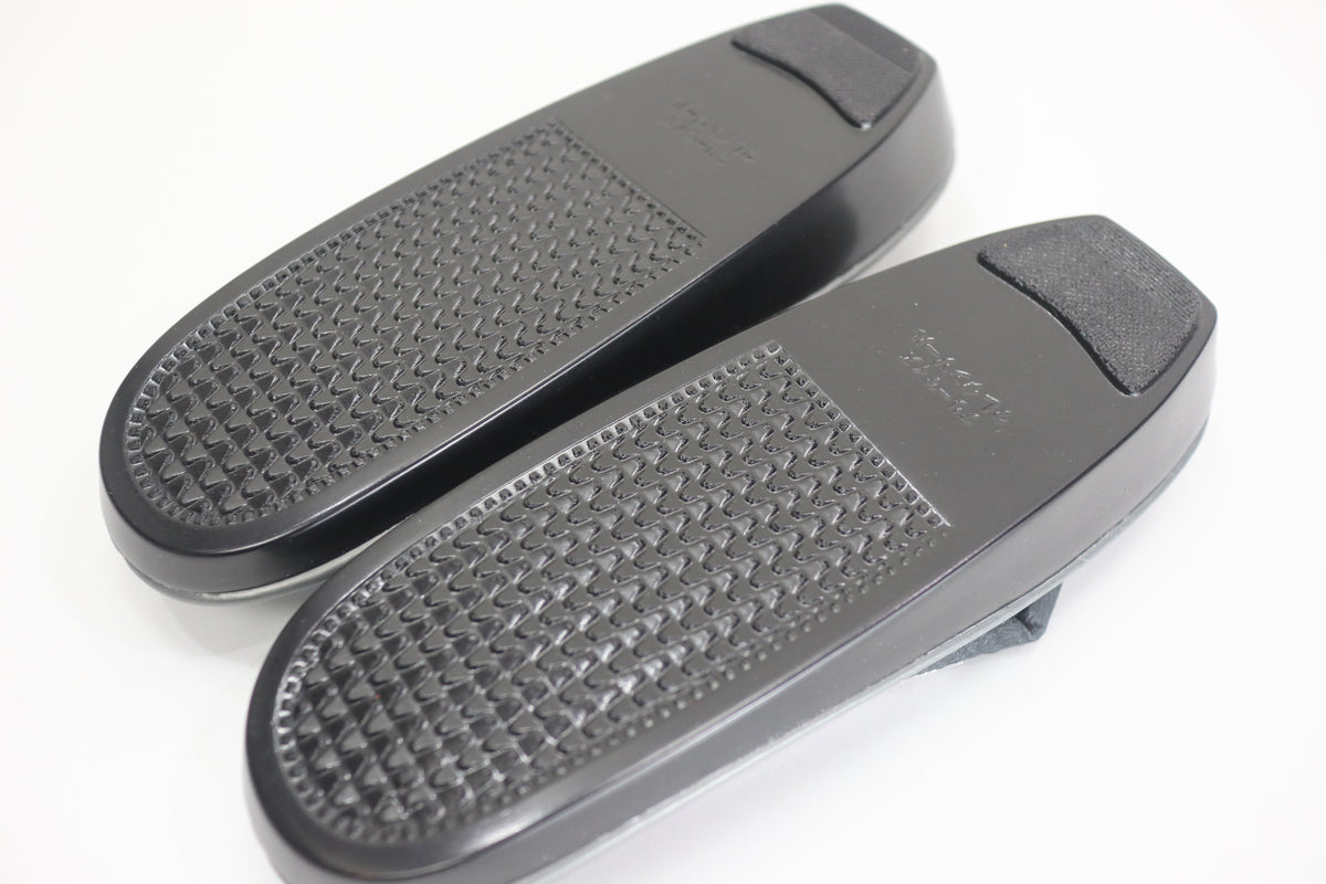 Women’s Zori Sandals silver grey – Comfortable Japanese Kimono Shoes  (New)
