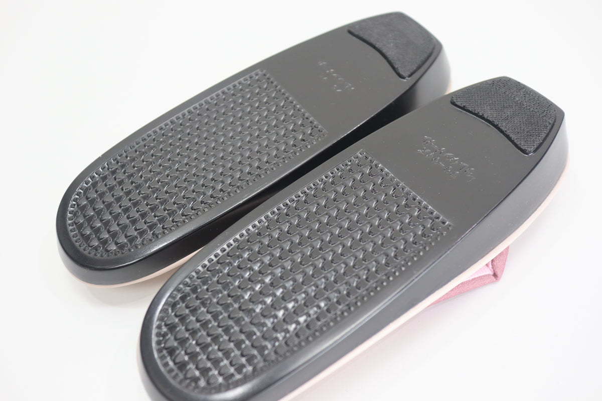 Women’s Zori Sandals Soft Pink – Comfortable Japanese Kimono Shoes  (New)